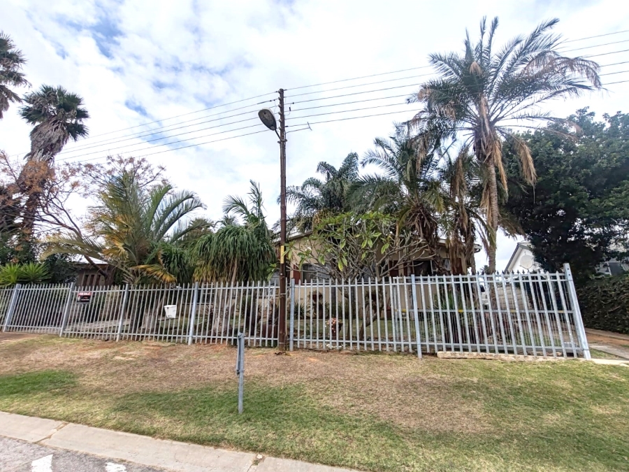 3 Bedroom Property for Sale in Bothasrus Eastern Cape